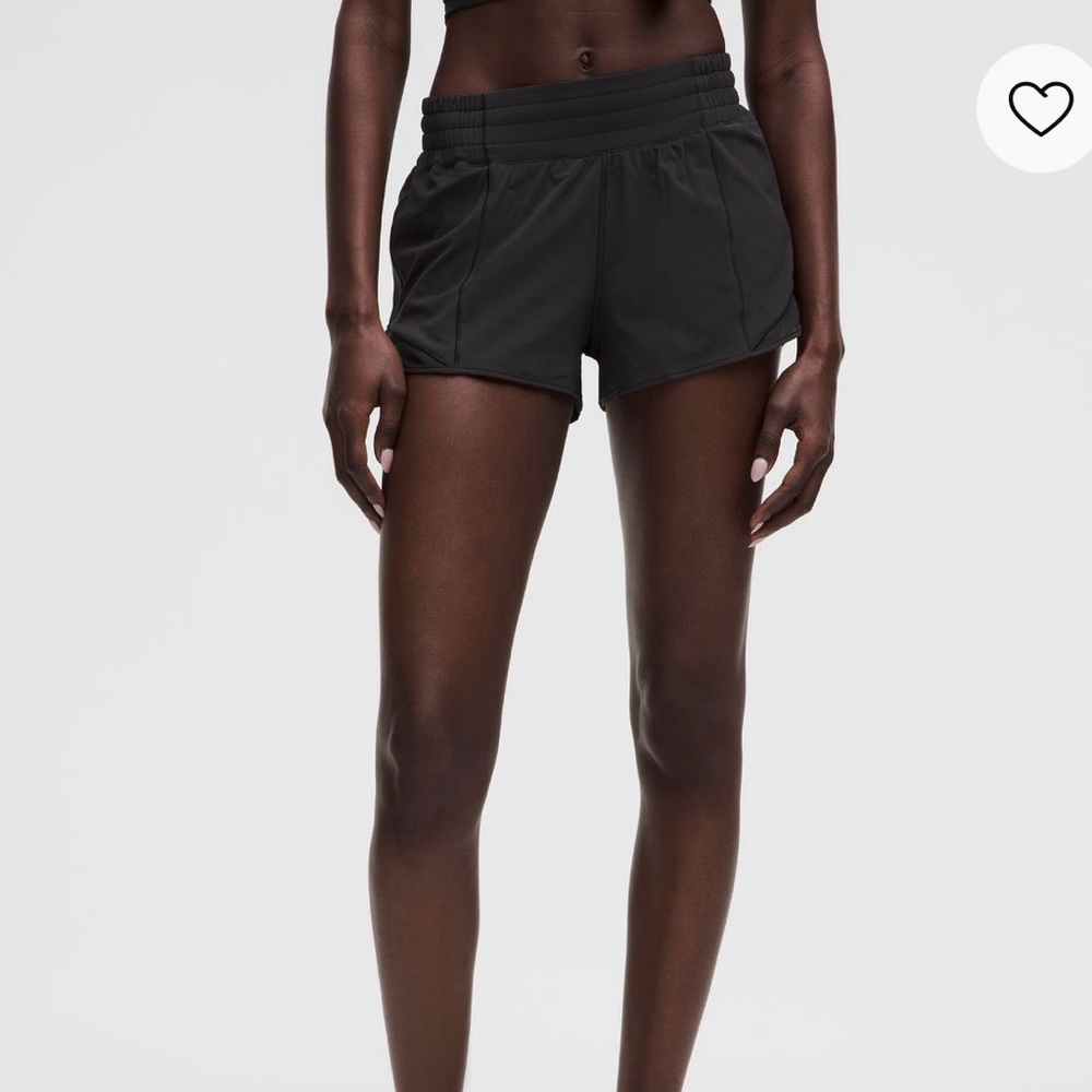 Lululemon hotty hot high rise short 2.5 inch. Size 4. Perfect condition!